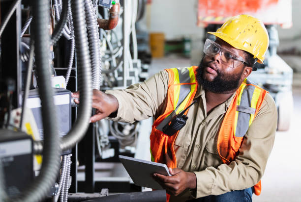 Best Circuit Breaker Repair  in Yoakum, TX